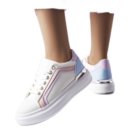 Sneakers bianche con suola spessa di Soucy bianca