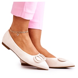 Ballerine in pelle scamosciata femminile con mendicante leggero beige
