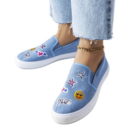 BM Sneakers celeste con patch Giguère blu