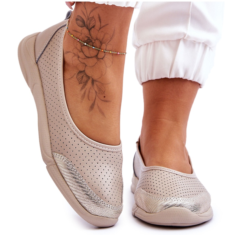 Ballerina beige in pelle di cuoio da donna