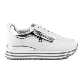 Sneakers bianche e argento sulla piattaforma Shelovet bianca