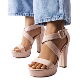 Sandali a blocchi beige di Sevier