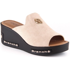 Ciabatte da donna con zeppa in camoscio beige Vinceza 10907