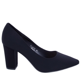 Pompe sul post Eilish Black nero