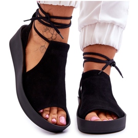 Sandali con Zeppa in Pelle Scamosciata Nicole 2743/002 Nero