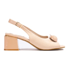 Sandali con tacco basso in camoscio beige di Shelovet