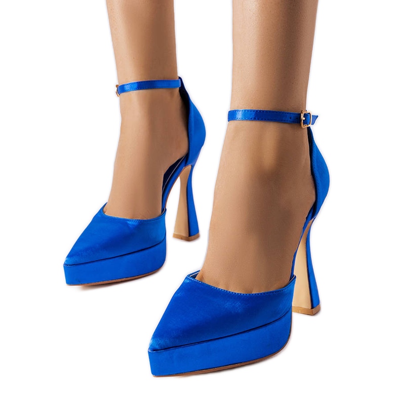 Décolleté blu con tacco alto di Lowell