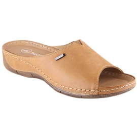Comode ciabatte da donna in pelle con elastico marrone chiaro Helios 105 beige