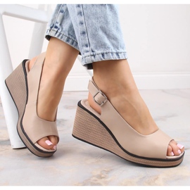 Comodi sandali con zeppa da donna in pelle Filippo DS4508 beige