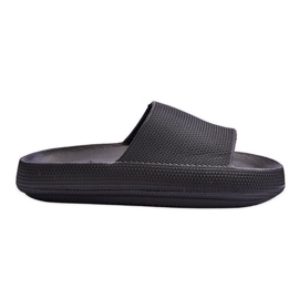 Pantofole leggere alla moda su una massiccia suola nera ribelle nero