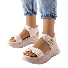 News Sandali sportivi beige con plateau di Tampa