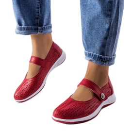 Ballerine rosse traforate in pelle naturale di Morgnano rosso