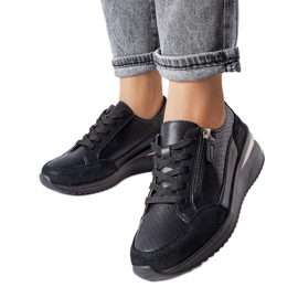 Scarpe in pelle traforata nera di Fleur nero