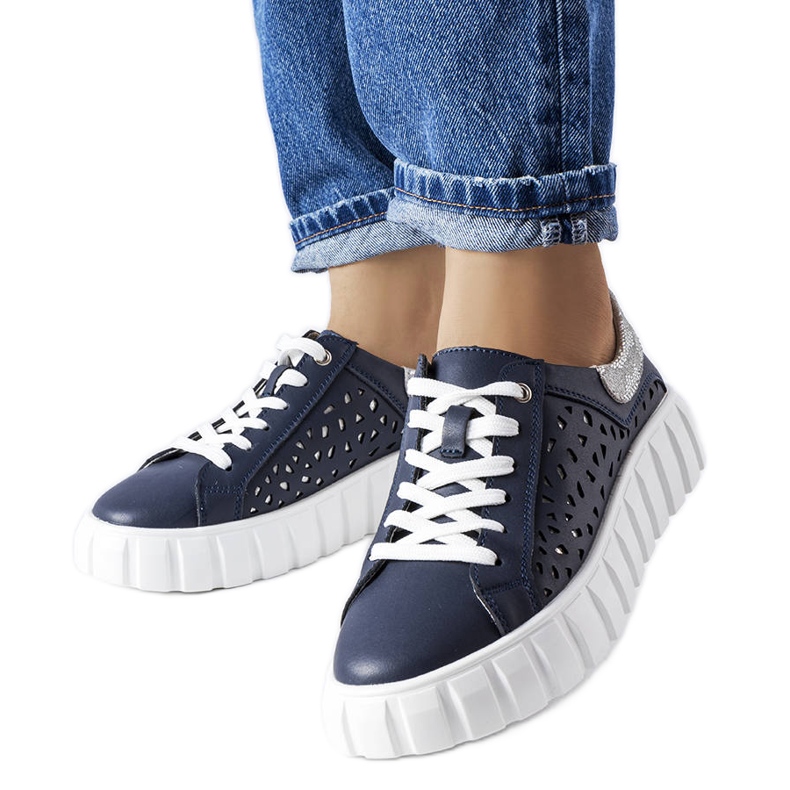 Sneakers blu navy con inserti Patch