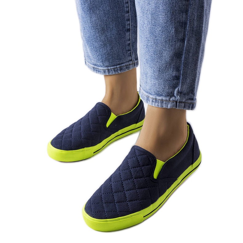 Sneaker slip-on trapuntate blu navy di Balsamo