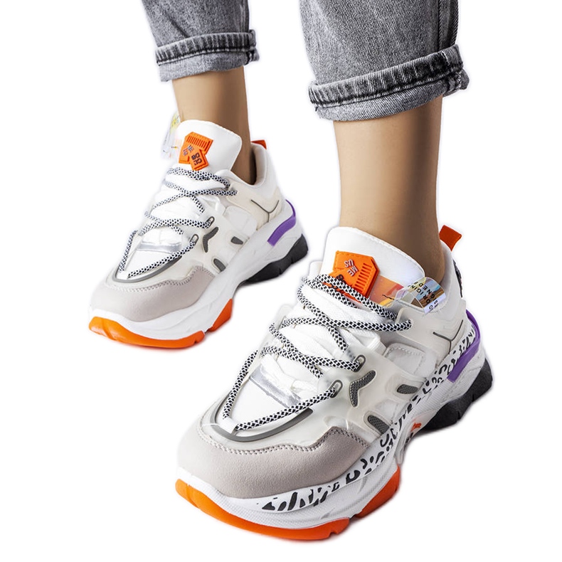 Sneakers bianche realizzate con materiali combinati di Donalina bianca