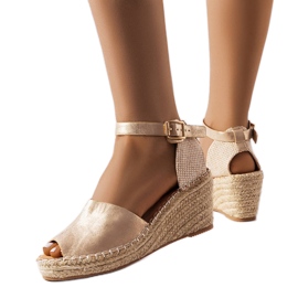 BM Espadrillas con zeppa color oro di Trails d'oro