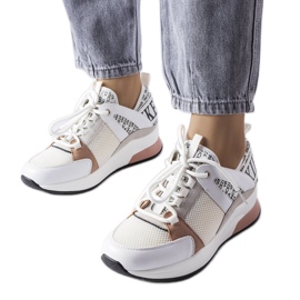 Venezia Sneakers bianche e rosa di Vincez bianca