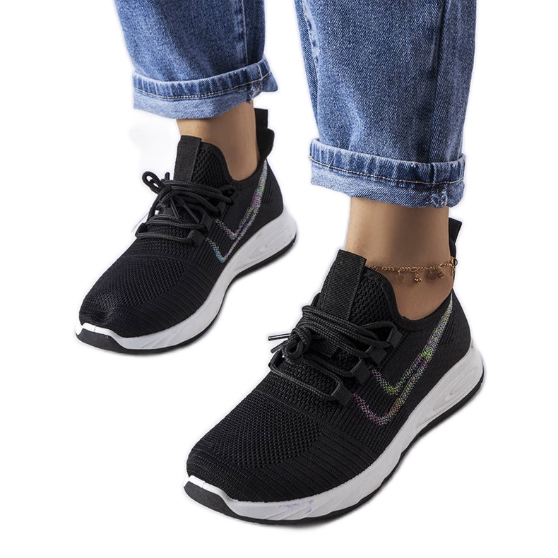 Sneaker in tessuto nero di McKeylor