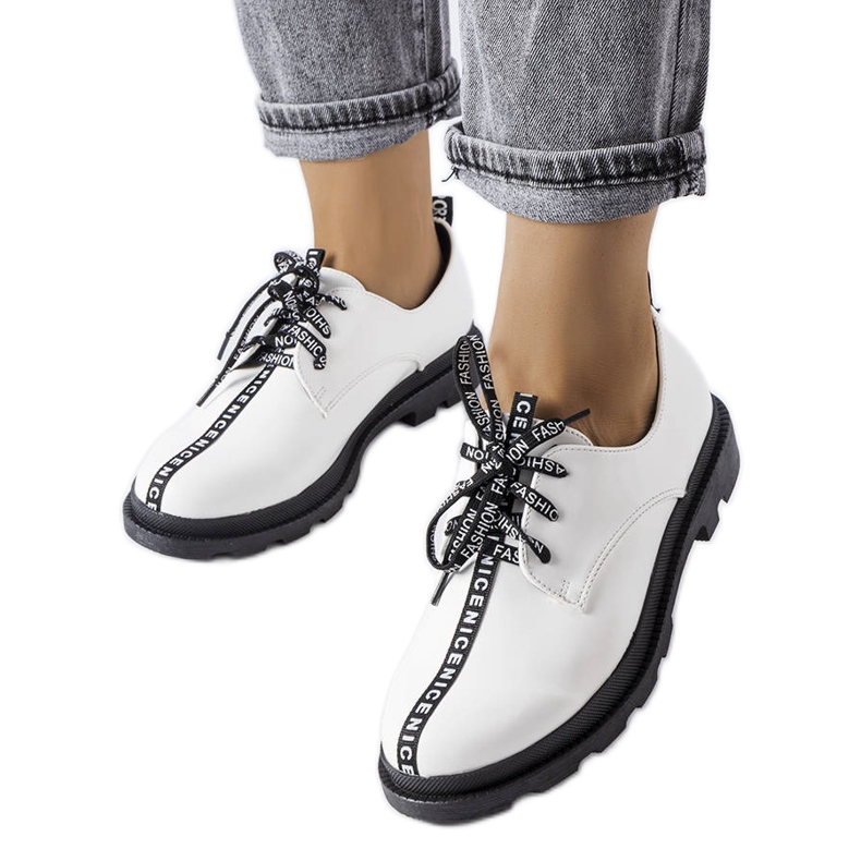 Scarpe francesine bianche con suola a contrasto di Hanifan bianca