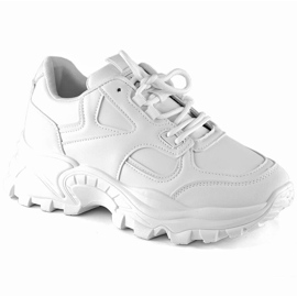 Scarpe sportive da donna sulla piattaforma bianco eVento 5465 bianca