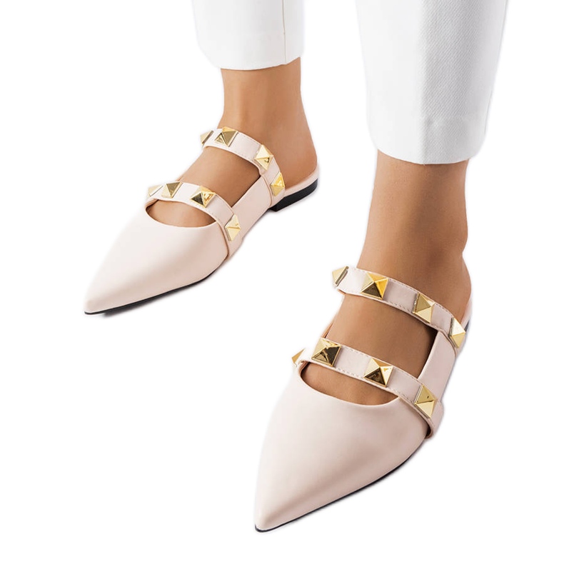 Sandali beige con punta a punta di Ruckman