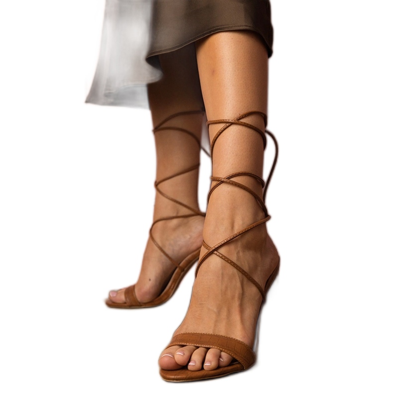 Sandali con lacci marroni di Aceline marrone