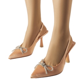 Tacco beige con fiocco Wildrose