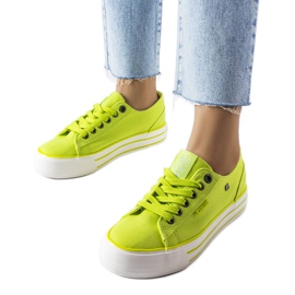 Sneakers verdi sulla piattaforma Big Star HH274057 verde