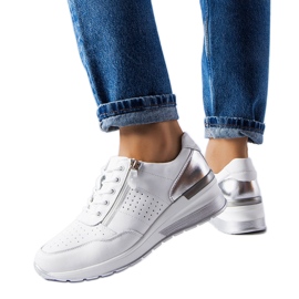 Scarpa Jazzar in pelle bianca traforata bianco