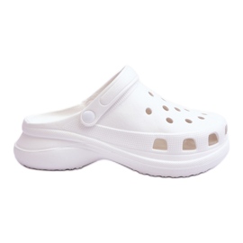 PG2 Pantofole in schiuma Crocs su una spessa suola bianca Katniss
