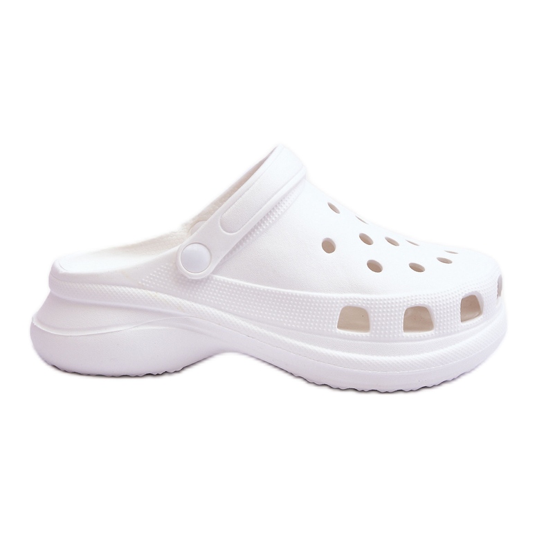PG2 Pantofole in schiuma Crocs su una spessa suola bianca Katniss