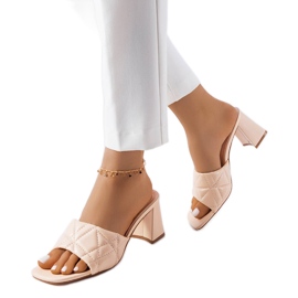 Sandali beige con tacco di Merley