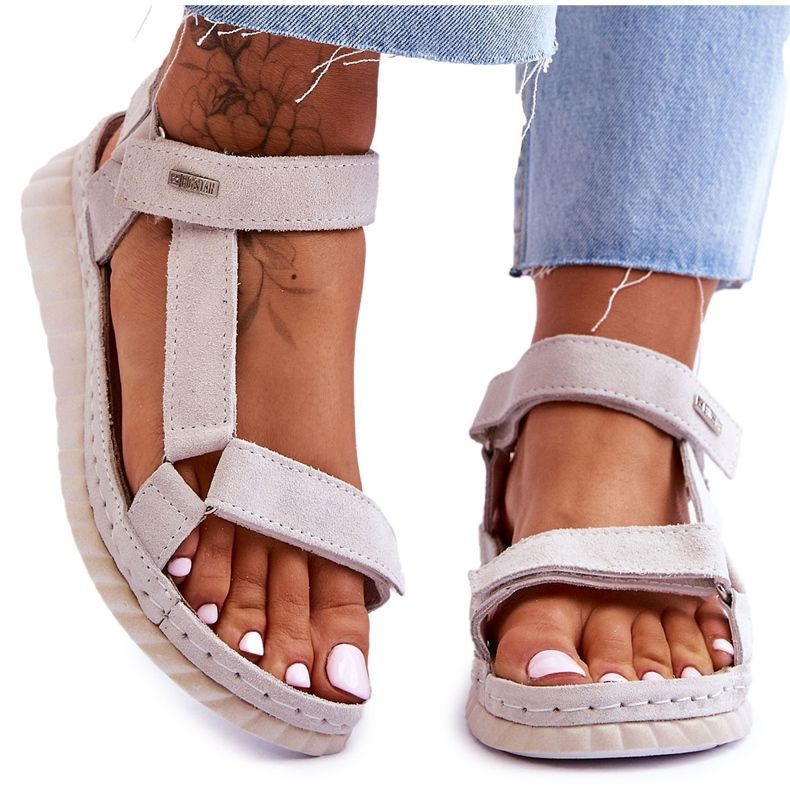 Sandali in pelle scamosciata con velcro Big Star LL276014 beige