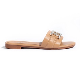 Sandali beige da donna con elegante fibbia Shelovet