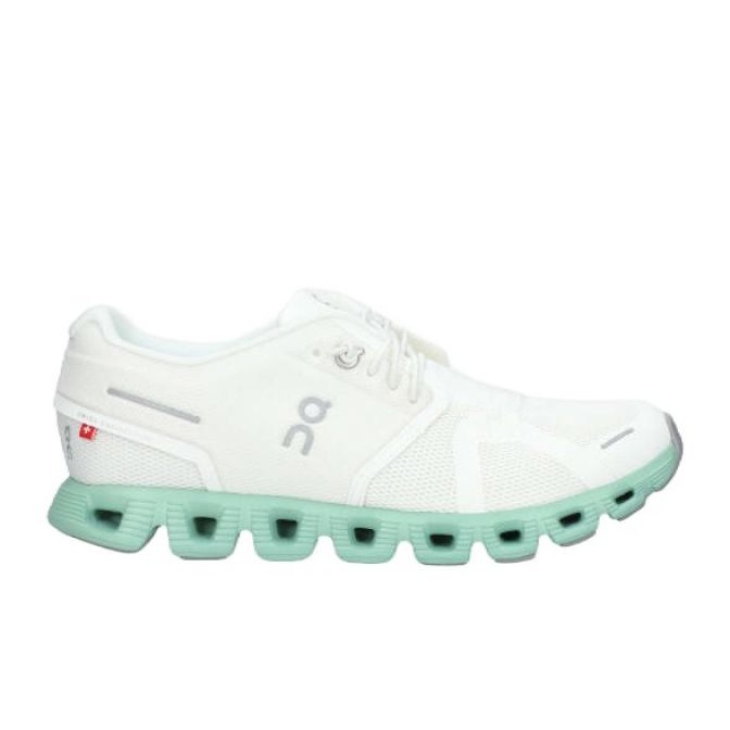 On Running Sulle scarpe da corsa Cloud 5 W 5998368 bianca
