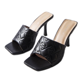 Eleganti sandali neri con tacco di Cambrina nero