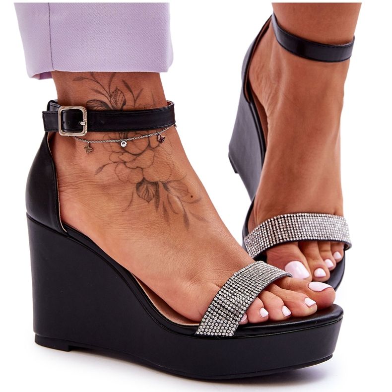 WD1 Sandali con zeppa in pelle alla moda Nero Arwen