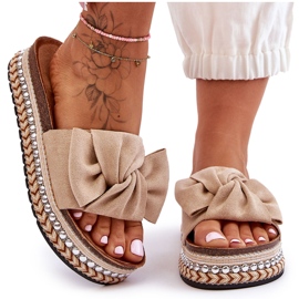 Pantofole Da Donna In Camoscio Con Fiocco Beige Lauria