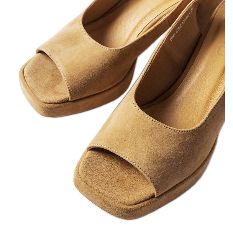 Sandali a blocchi in velluto Karino beige