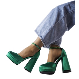 Décolleté verdi con tacco alto di Elida verde