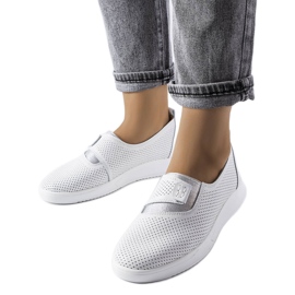 Sneakers traforate bianche di Ethels bianca