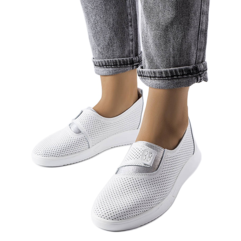 Sneakers traforate bianche di Ethels bianca