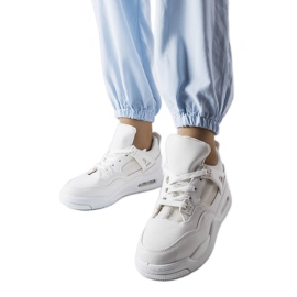 Sneakers bianche di materiali combinati Malas bianca