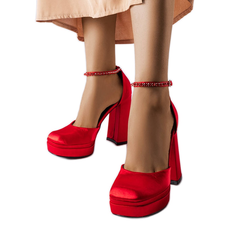 Décolleté rosse con tacco alto di Elida rosso