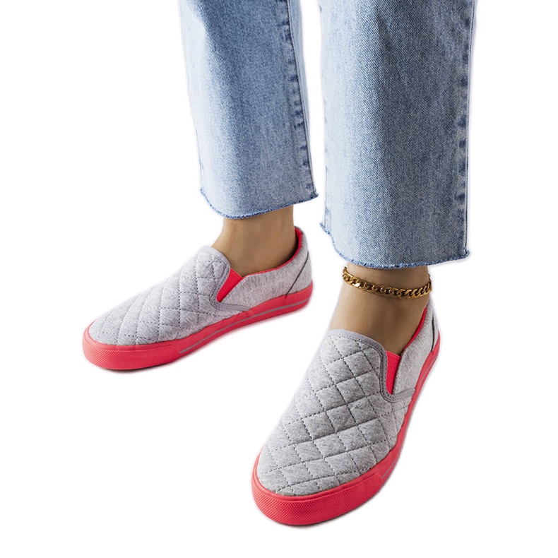 Sneaker senza lacci trapuntate di colore grigio di Balsamo