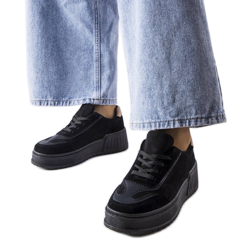 Sneakers nere con plateau di Fabienne nero