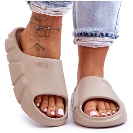 Pantofole da donna in schiuma leggera Big Star LL274593 Beige