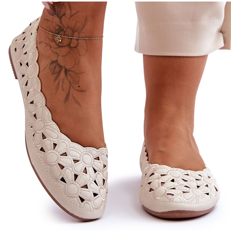 PE1 Ballerina lucida traforata da donna beige visionaria