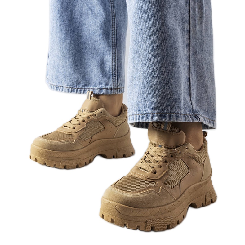 Chunky sneakers beige scuro di Mikeladze